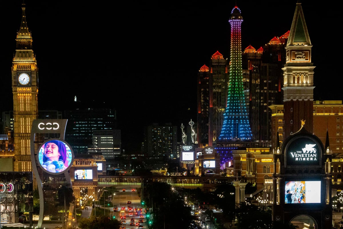 Macau casino licenses China gambling
