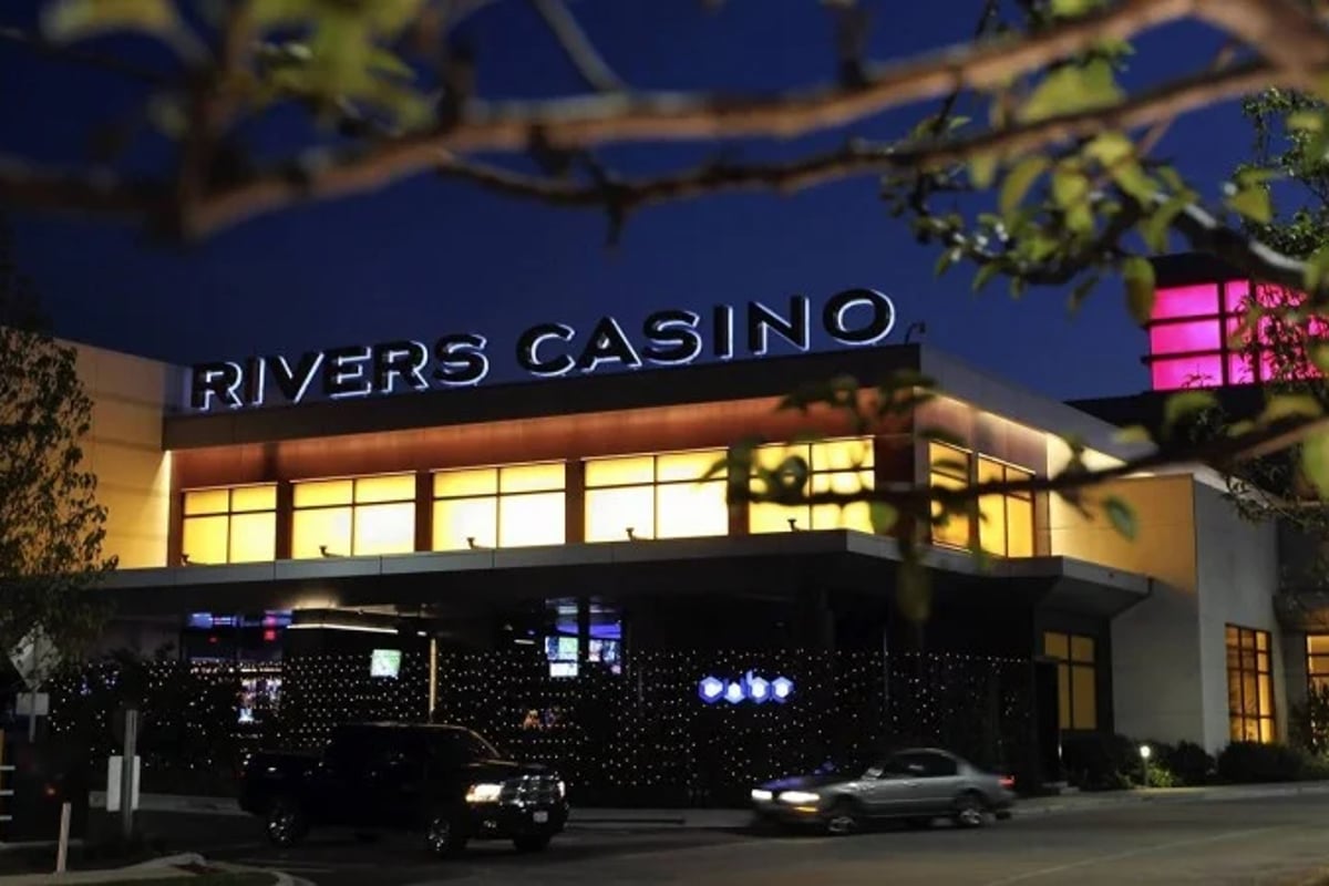 Rivers Casino Des Plaines Paychecks Allegedly Intercepted By Mail Thief, Employees Made Whole