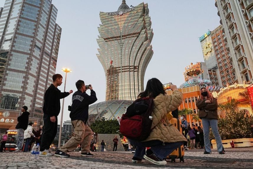 Macau Casino Stocks Could Get Help From PBOC Easing