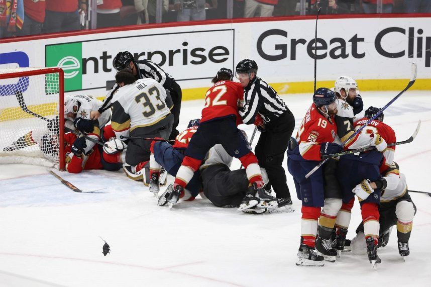 Vegas Golden Knights, Florida Panthers Post-Game Fight in Game 4