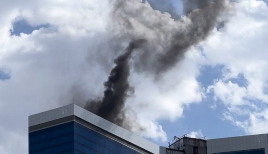 Smoke seen from the roof of the Fontainebleau Hotel